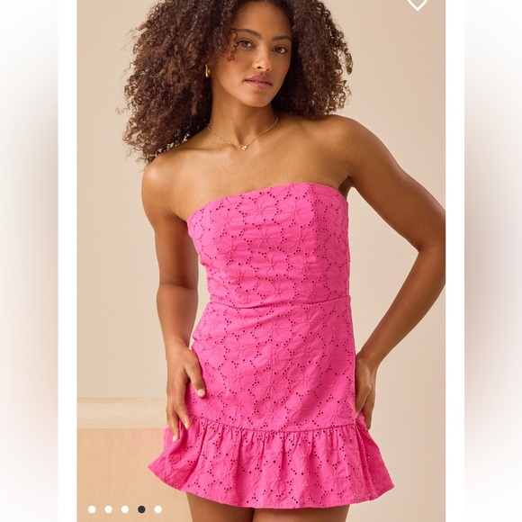 New with tags Altar’d State Baylyn Strapless Romper - Picture 4 of 5